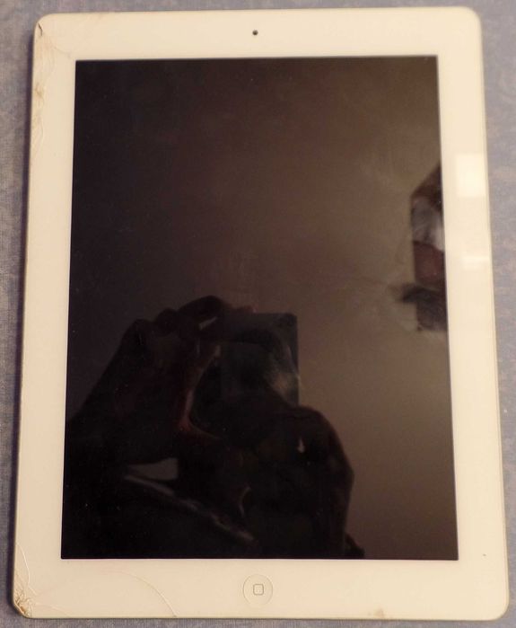 IPad A1460 com Cellular com Danos (C8)64737978593666122