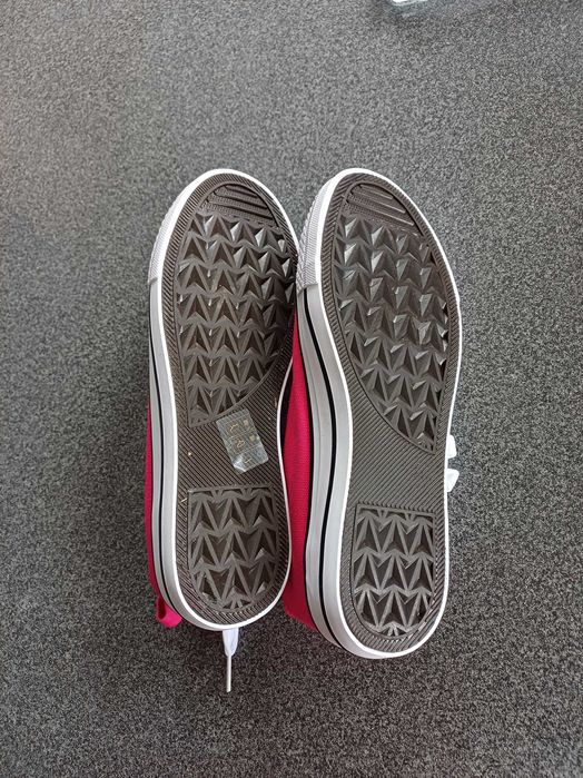 Trampki różowe nowe r. 38