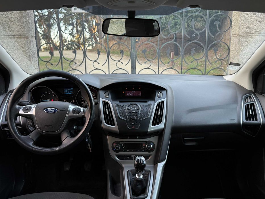 Ford Focus 1.6 TDCI 2012 — photo 5