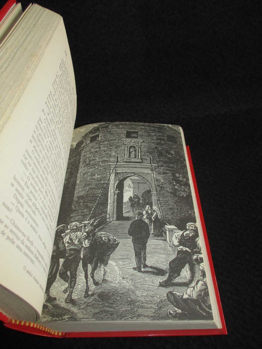 Livros Júlio Verne Viagens Extraordinárias - 12 Volumes - Completo