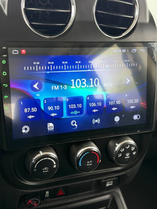 Продам Jeep Compass