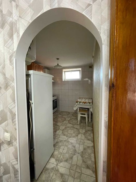 Сдам 1 к.кв.для девушки или пары с. Крюковщина, частный сектор