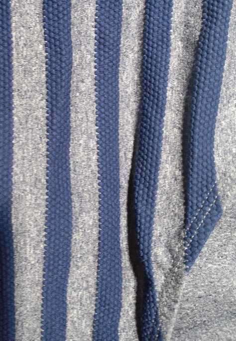 Жіночий фітнес-костюм arisona.