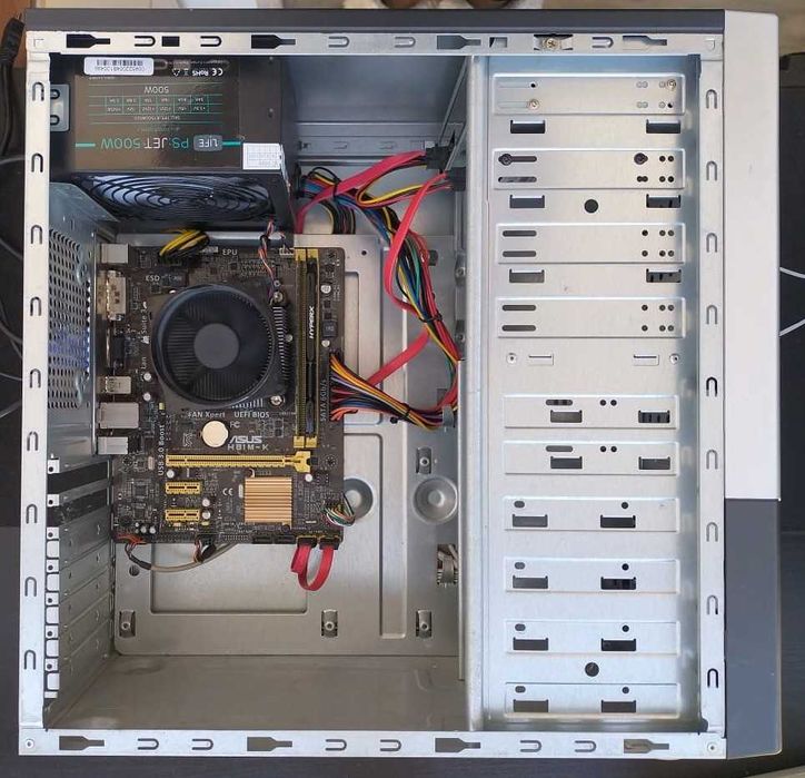 Torre Desktop Intel CD447071475037655042