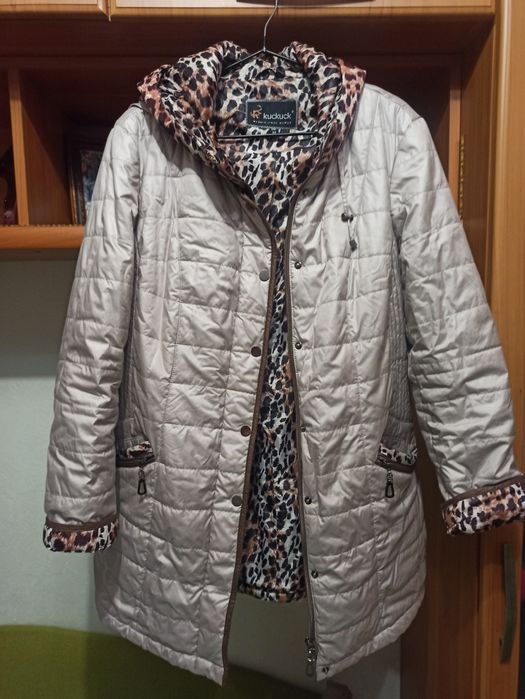 Куртка жіноча осіння