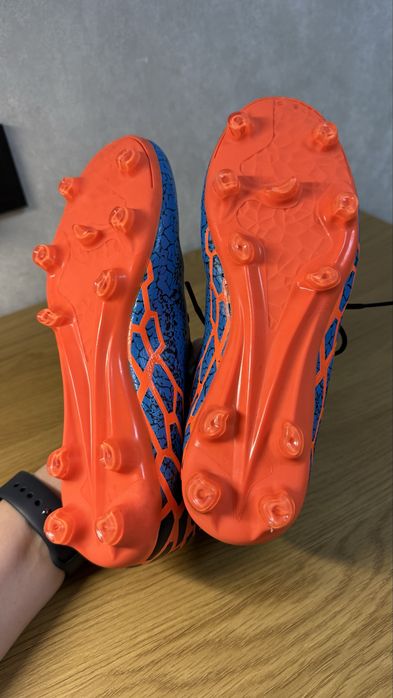 Футбольные бутсы 35 р. Новые