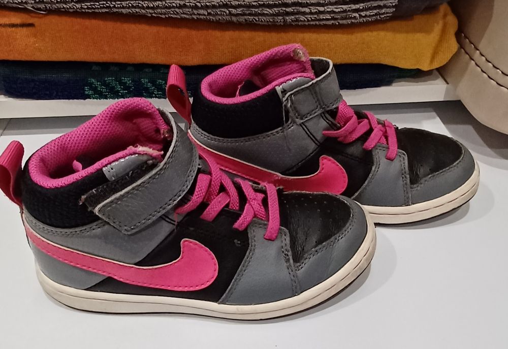 Buty nike wysokie 28.5