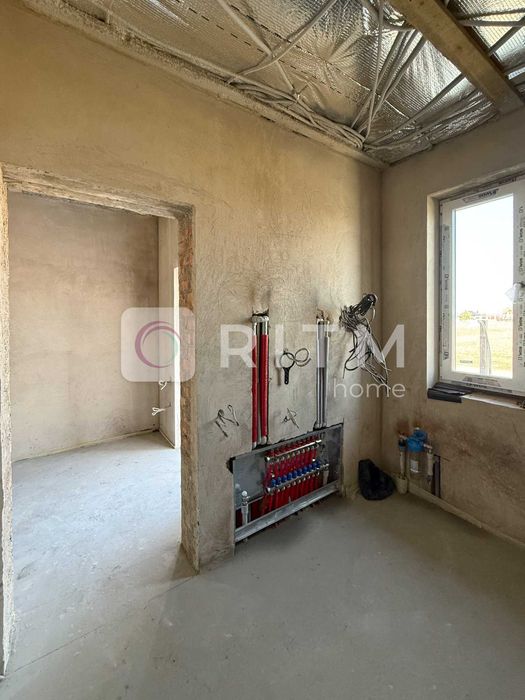 Продаж сучасного будинок біля Луцька!