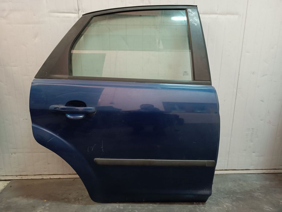 PORTA FORD FOCUS II SW TURNIER - FRENTE ESQUERDO / DIREITO / TRAS