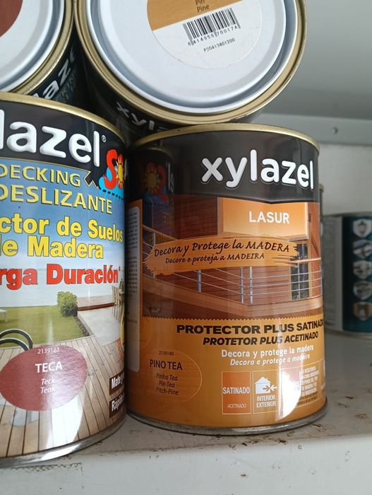Tintas, vernizes, protetores de madeira