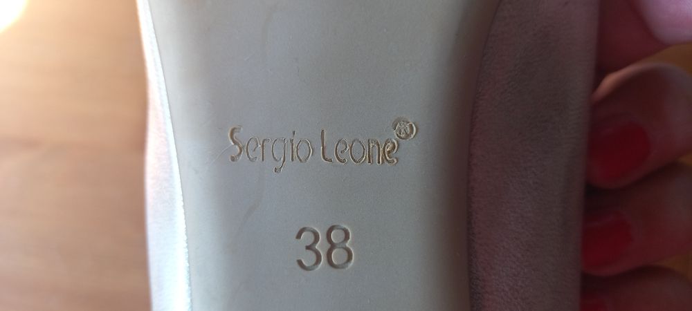 Eleganckie buty Sergio Leone