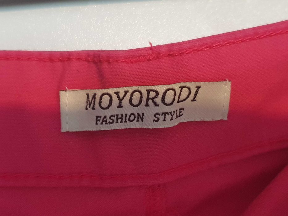 Różowe spodnie z materiału