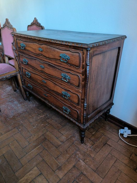 Conjunto de Quarto Vintage em Madeira