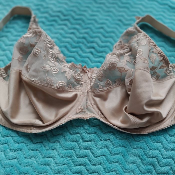 Biustonosz miękki damski 70L