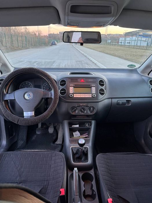Volkswagen golf plus