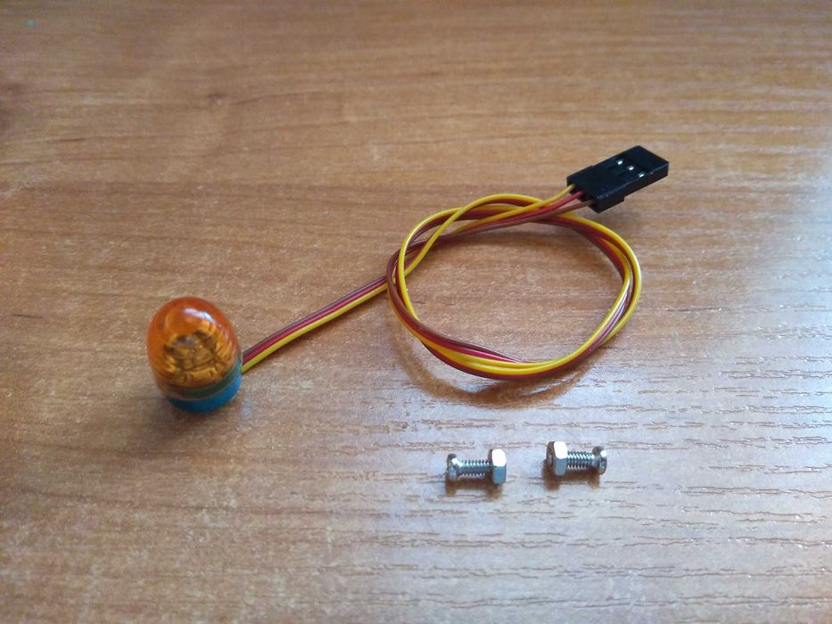 Kogut RC obrotowy do modeli Oświetlenie LED Różne tryby świecenia Nowy