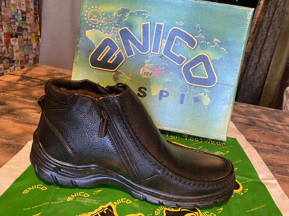 Зимові черевики “enico” з натуральної шкіри та натуральним хутром 40р