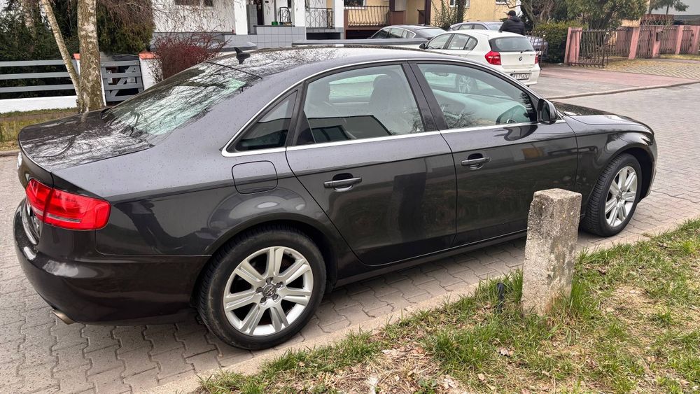 Audi a4 b8 2.7tdi automat