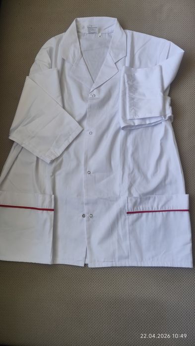 Fartuch medyczny- bluza.  męski rozm. M-prod. polskiej