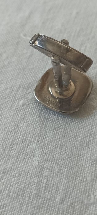 Botoes de punho prata antiga. Oportunidade única.