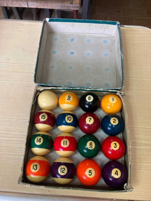 Caixa de Bolas de Bilhar/Snooker Vintage + Triângulo + Escova Limpeza