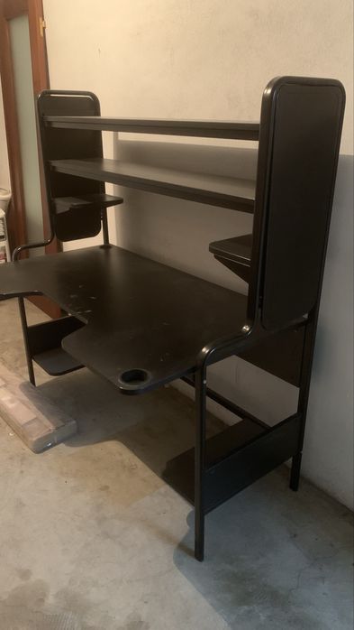 Secretaria ikea como nova