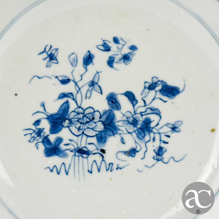 Par de pratos porcelana da China, Período Qianlong, séc. XVIII