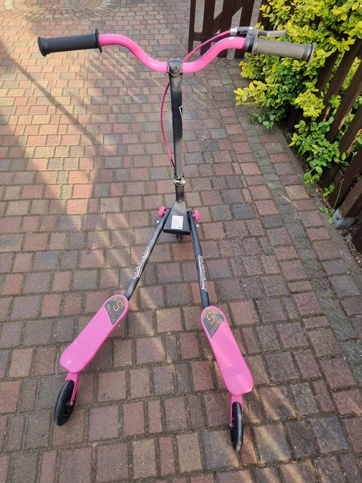 Hulajnoga trójkołowa fliker