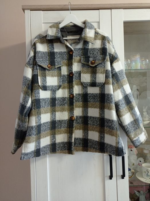 Kurtka oversize w kratę Gina