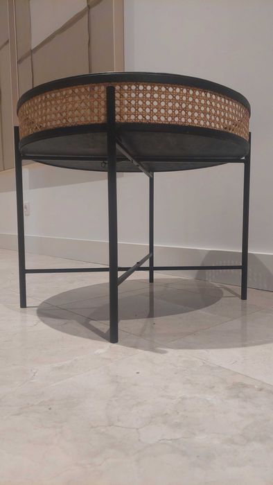 Mesa de apoio Calamy da AREA STORE