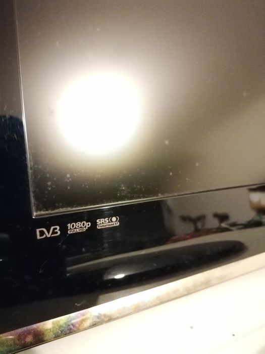 TV Samsung 40"..