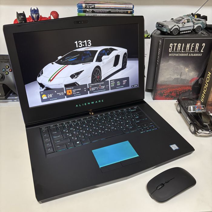 Dell Alienware 15 R3 15.6" FHD IPS i7-7700HQ GTX 1070 8Gb 16/256Gb + 1Tb HDD