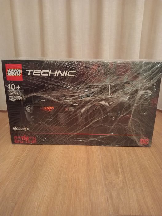 Lego 42127 The Batman Batmobile.  Selado
