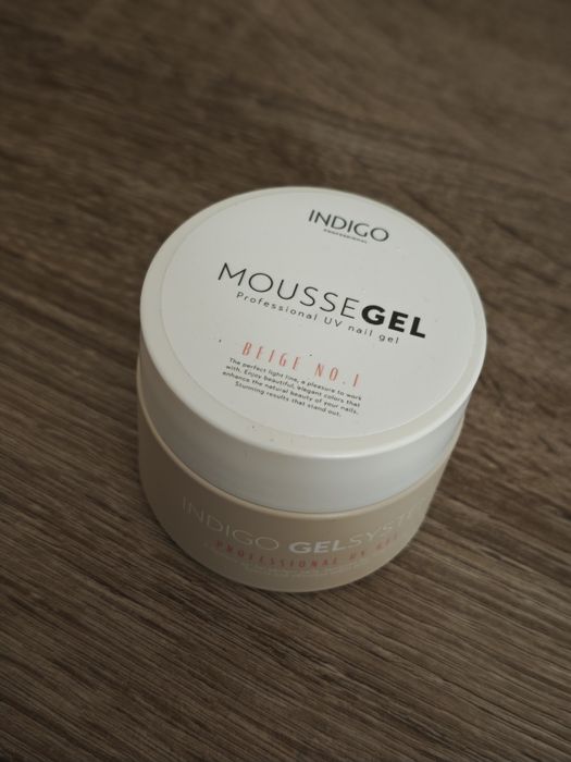 Żel Indigo Mousse gel Beige do paznokci 50g