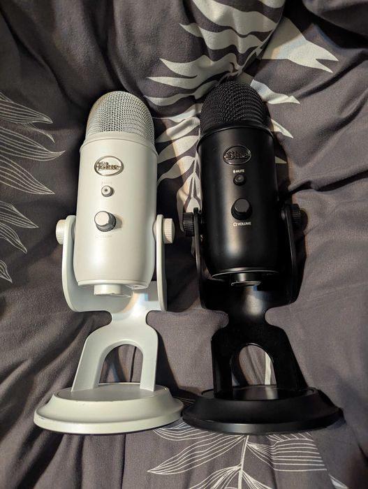 Мікрофон Logitech Blue Yeti вживаний + кабель 1,5 м