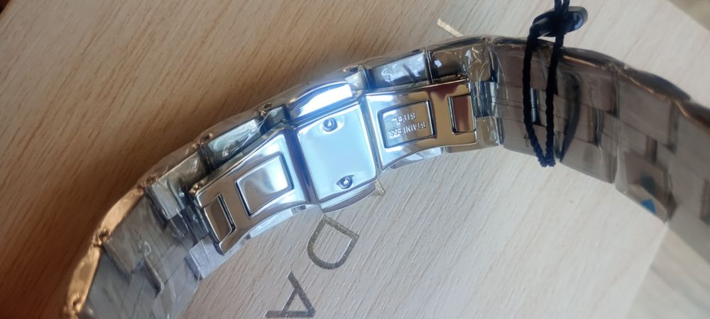 Nivada 1926 Automatic date sapphire