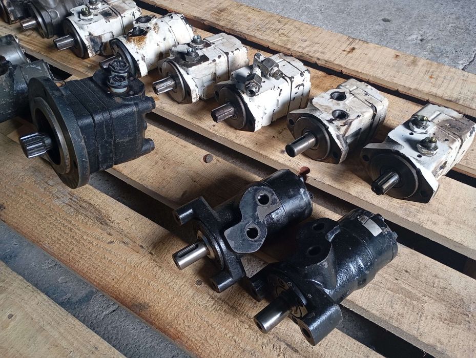 Hydromotor silnik hydrauliczny silnik orbitralny frez wałek klin 25mm danfoss dholandia sauer m+s hydraulic