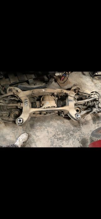 Charriot traseiro Mercedes classe c W203