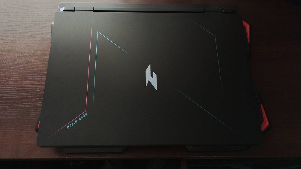 !!DO NAPRAWY!! Laptop Acer AN16-41 RYZEN 7 7735H / RTX 4070 / 32GB DDR5 4800MHz/ 512GB