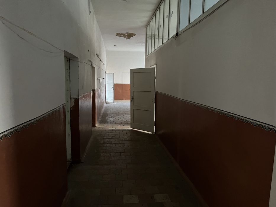 Будівля в центрі міста Іршава