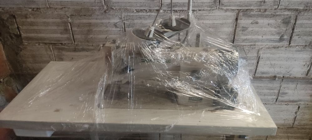 Máquina costura industrial Zoje ZJ0628