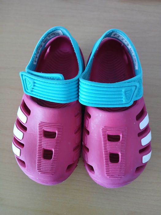 sandálias criança adidas nº 25