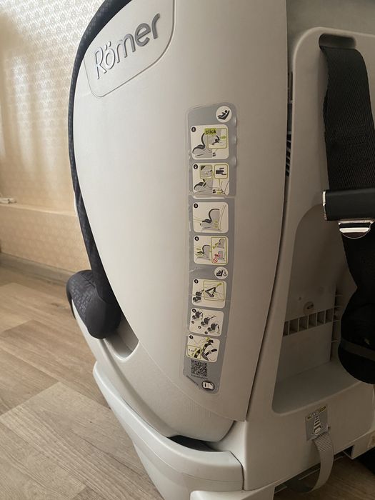 Автокресло Britax Romer trifix
