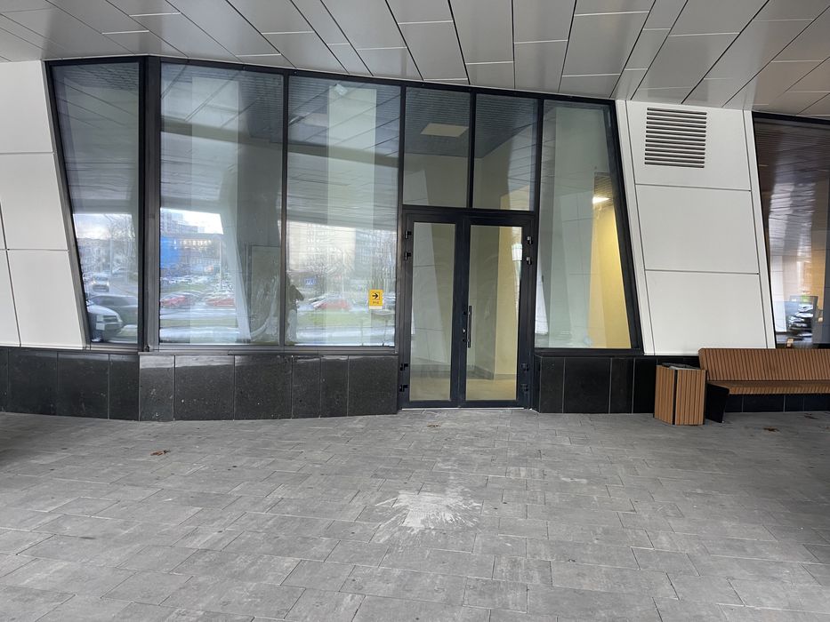 Оренда комерційного приміщення 812 м | ЖК Manhattan City | Без ремонту