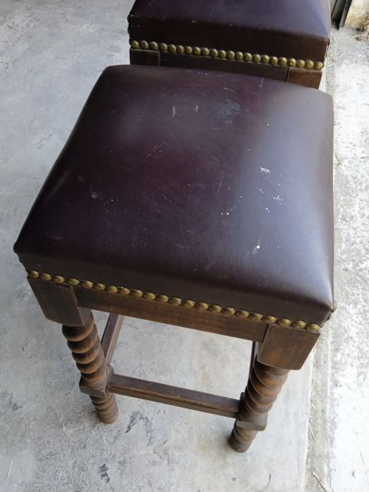 Banquetas altas de madeira