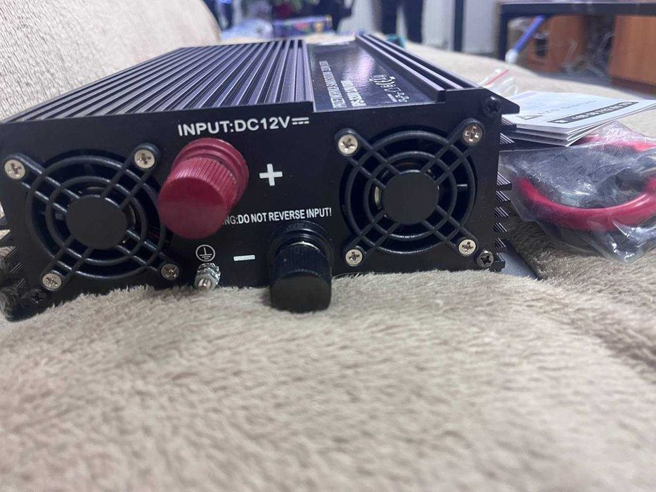 Автомобільний перетворювач напруги AZO Digital IPS-3200 12V (Інвертор)