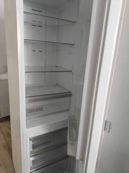 Frigorífico Midea