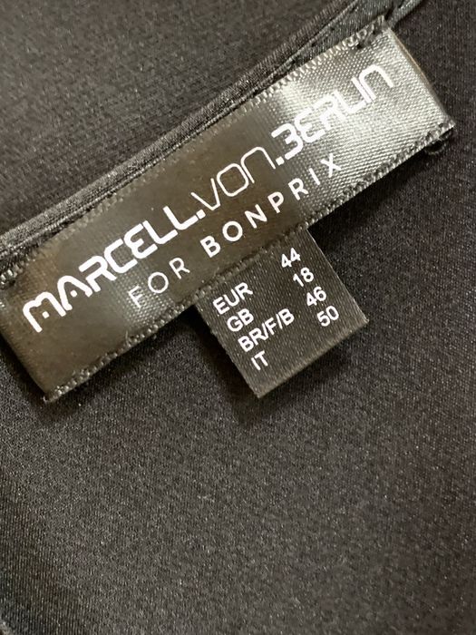 Czarna sukienka maxi z cekinami Marcell Von Berlin rozmiar EUR 44