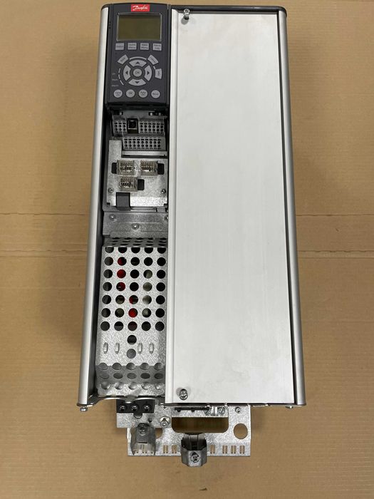 Falownik Danfoss 30 kW super stan