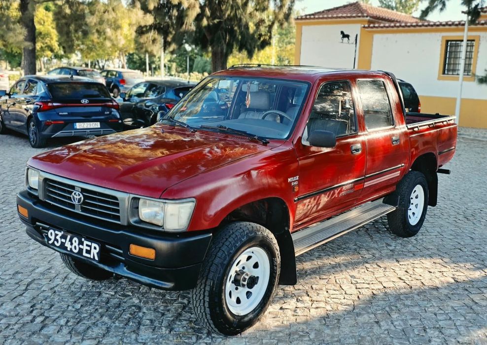 Toyota Hilux 2.4 D LN105LP Double Cab